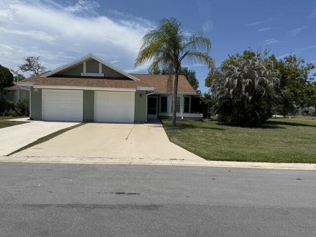 Photo - 1478 SE Larkwood Cir