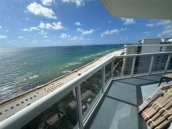 Building Photo - 6301 Collins Ave Unit 2402