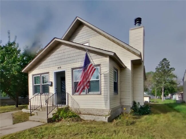 Building Photo - 416 S Olive St Rental