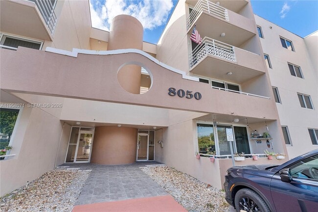 Building Photo - 8050 NW 8th St Unit 1203