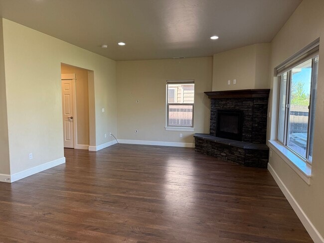 Photo - 3120 NE Marea Dr