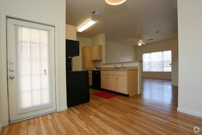 2 BD, 2 BA - 976 SF - Clark's Crossing Apartment Homes