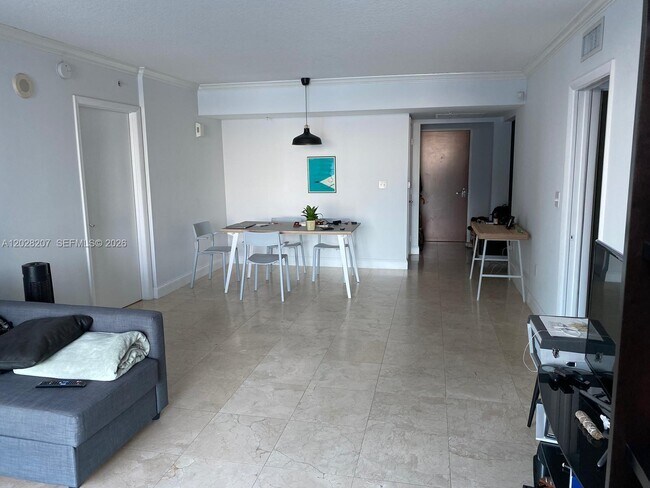 Photo - 31 SE 5th St Unit 2308