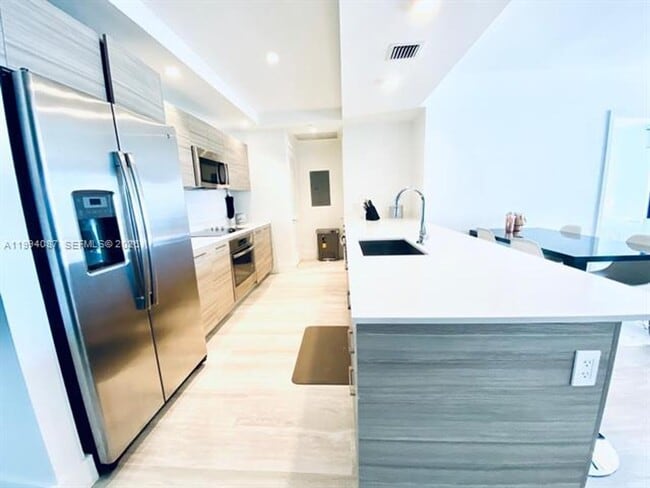 Photo - 121 NE 34th St Unit 121 NE 34th St # 807