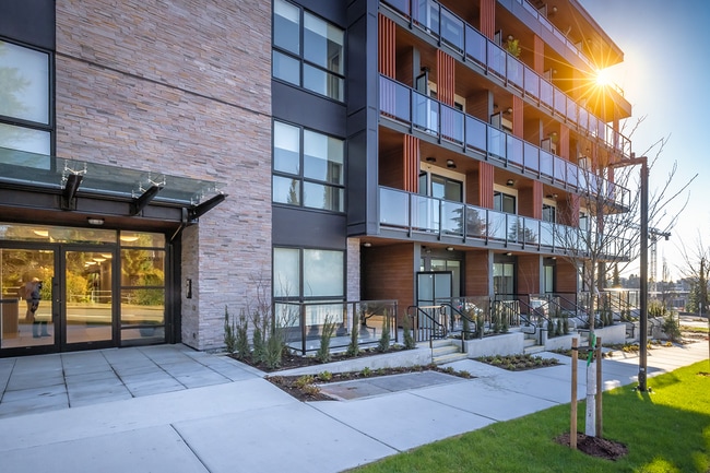Axir Apartments