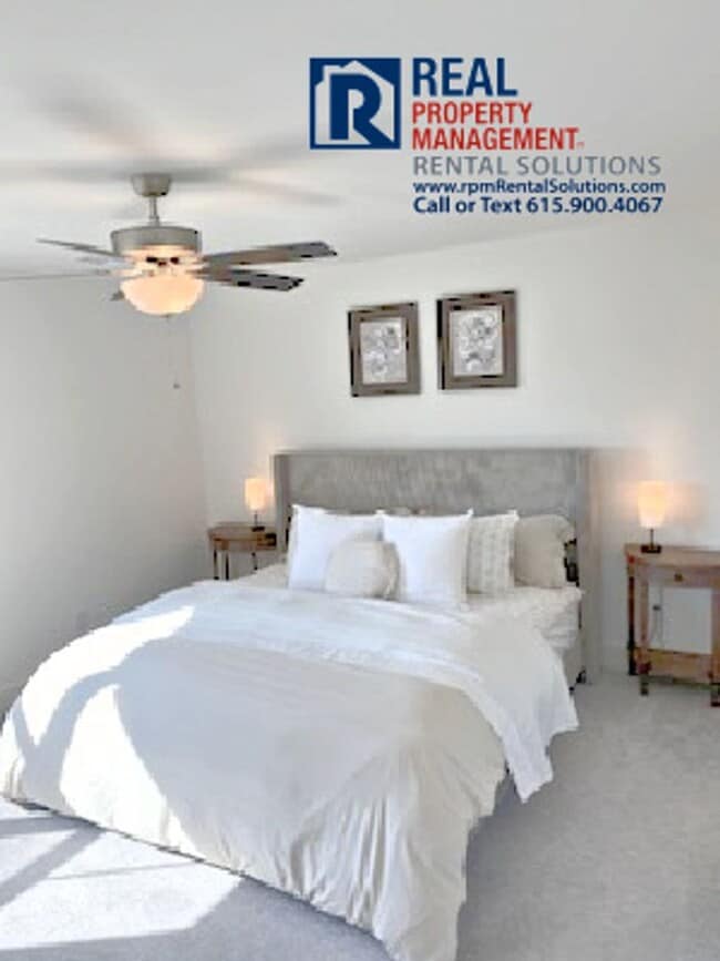 Photo - Like new 3 bd townhome in Smyrna with garage!