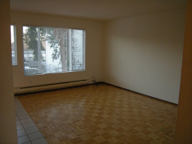 Photo - 21011 67th Ave W Unidad 7