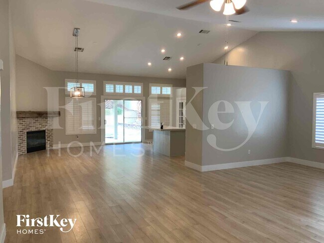 Photo - 7409 Pinto Bluff Dr