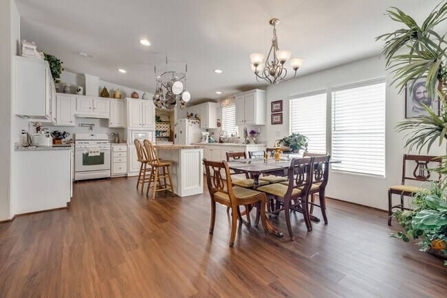 Photo - Charming Furnished Home in Age-Restricted ...