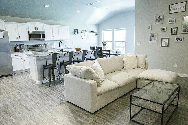 Photo - 1801 Callaway Pl