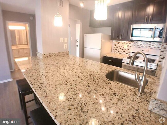 Building Photo - 11801 Rockville Pike Unit 1201 Rental