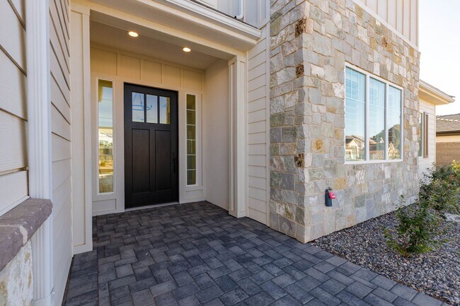 Photo - 6 bed / 4 bath / 3 car garage custom home in Pecan Valley