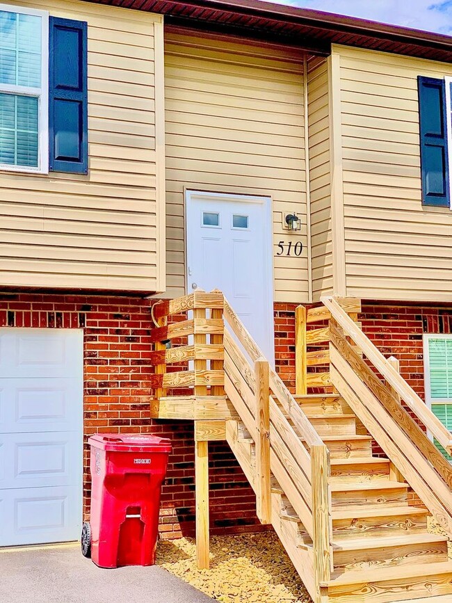 Photo - Duplex 2 Bedroom / 2Bath Johnson City