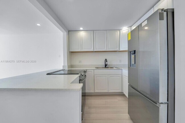 Photo - 2350 NE 135th St Unit 409