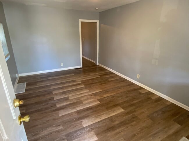 Photo - 2842 N Chester Ave