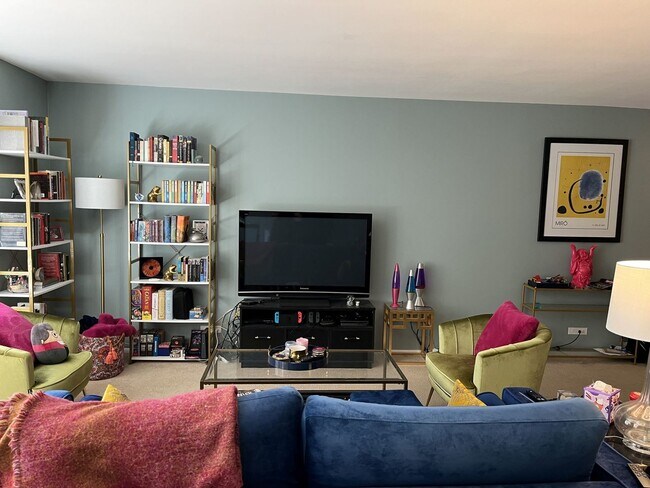 Photo - 777 N Michigan Ave Unit 2108