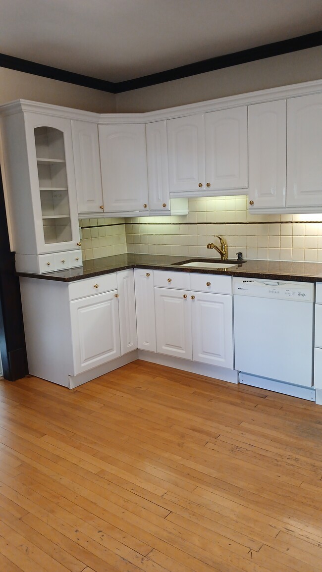 Photo - 6 West St Unidad Excellent location