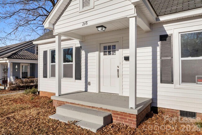 Photo - 266 Moore Dr NW