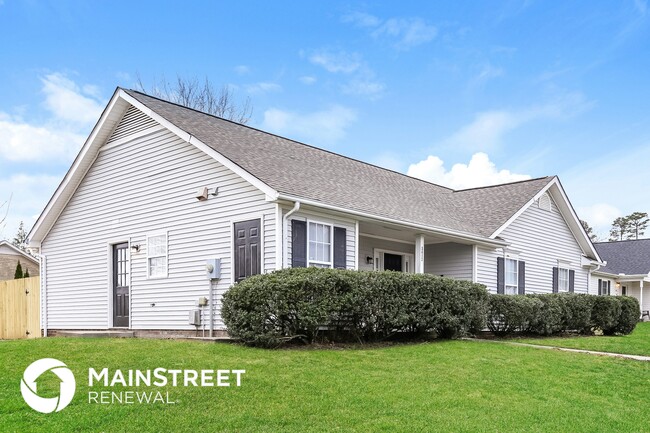 Photo - 3612 Markham Rd