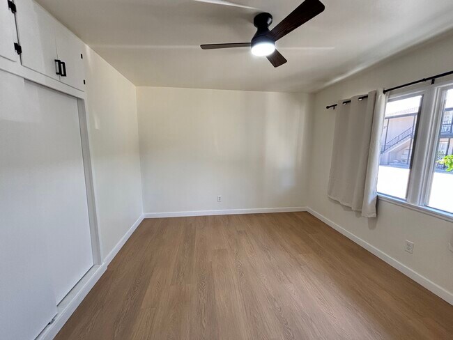 Photo - 6817-6819 N Figueroa St Apartamentos