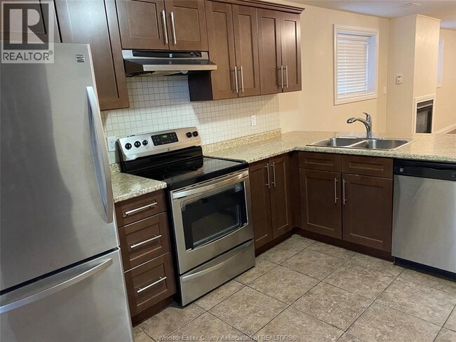 Photo - 1686 Northway Ave