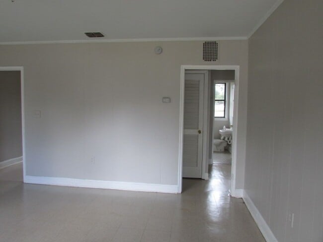 Photo - 1 Dixie Dr Unit B