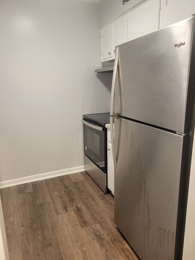 Photo - 370 Wallace Rd