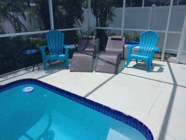 Photo - 6724 Mirror Lake Ave