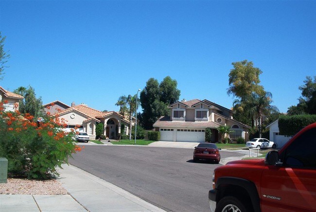 Photo - 16014 N 48th Pl