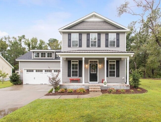 Building Photo - Enjoy private living in this beautiful 3 bedroom, 2.5 bathroom home on almost half acre lot!