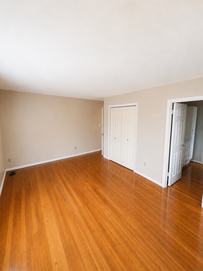 Dormitorio principal (sin amueblar) - 212 Dauntly St
