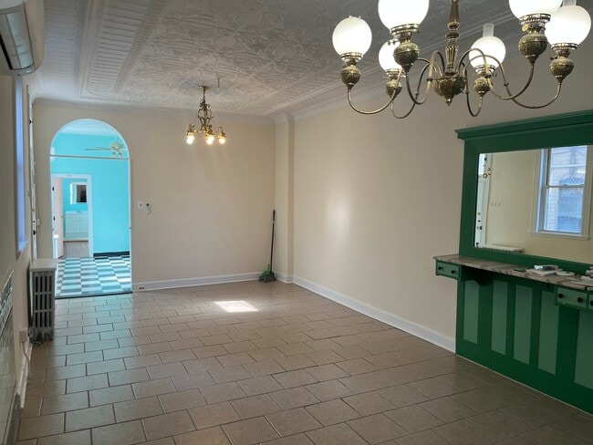 Photo - 1721 Bank St Unit 1st Floor  A