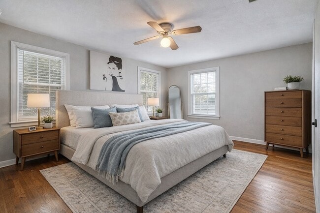 Photo - 4527 Capitol Ave