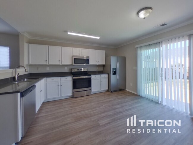 Photo - 3634 Charterhall Ln