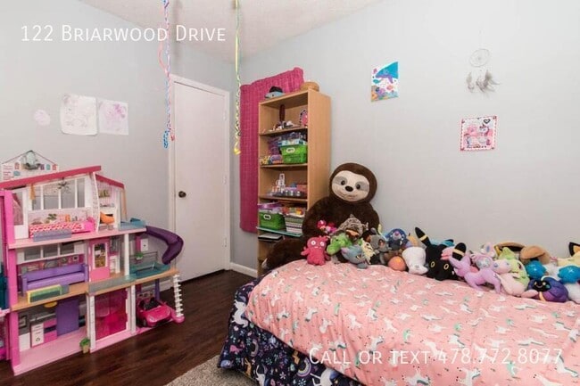 Photo - 122 Briarwood Dr