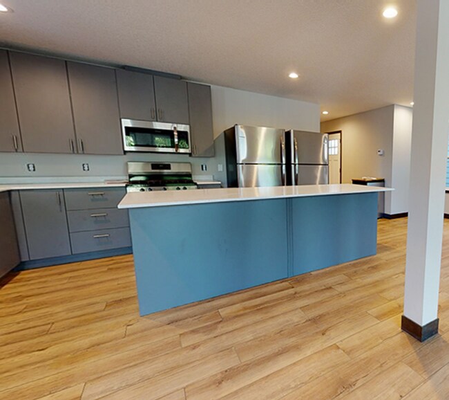 New Construction 11 Bedroom house in the h... House Rental in