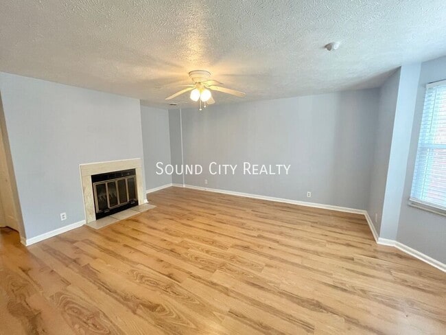 Photo - 238 Timberway Dr