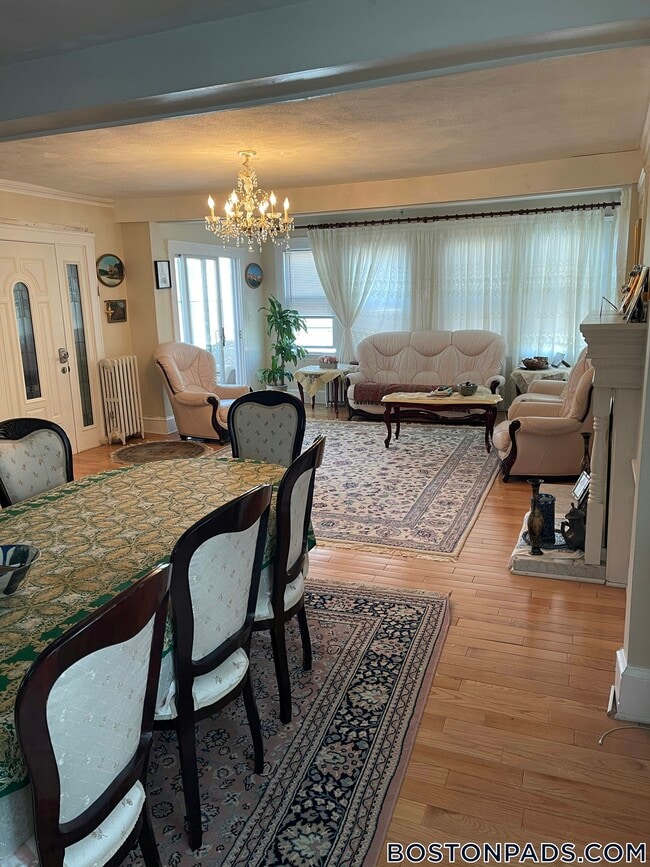 Photo - 10 Fessenden Rd Unit 2