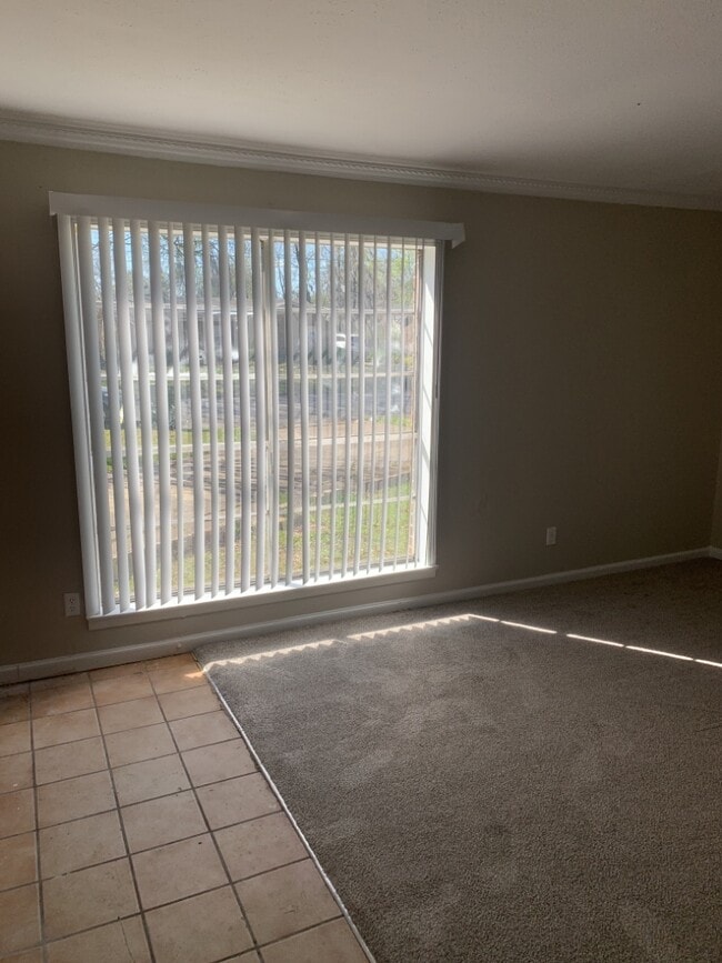 Photo - 3144 Montwood Dr