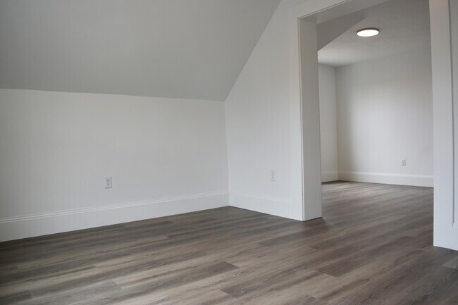 Photo - 70 Arlington St Unit 3