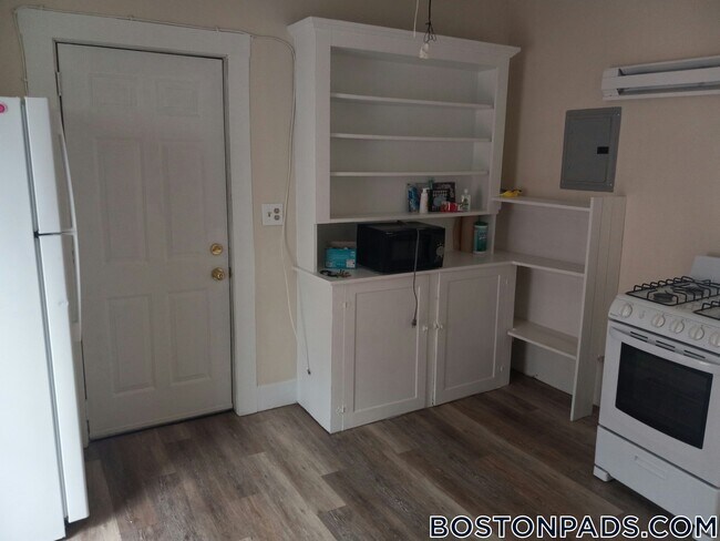 Photo - 94 River St Unit 2