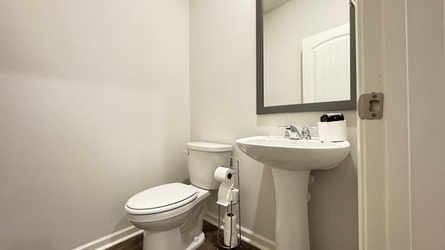 Photo - 488 Stoneybrook Dr