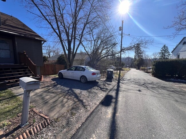 Photo - 116 Ridgeley Rd