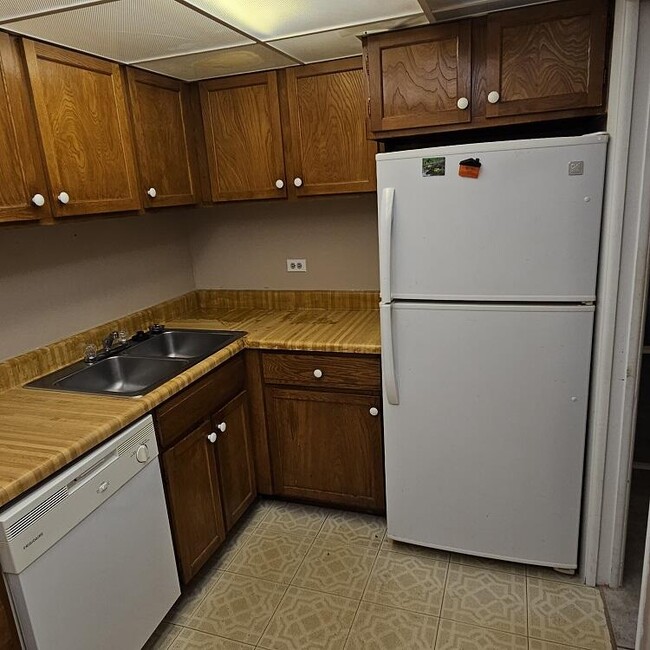3690 Inverrary Dr Unit 2Y