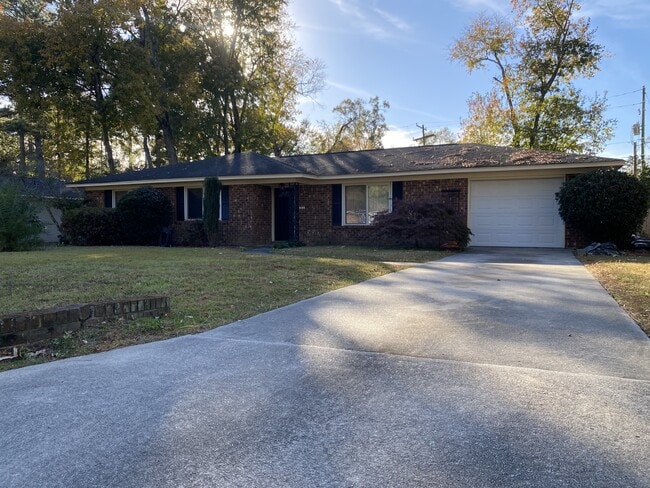 Photo - 311 Brady St