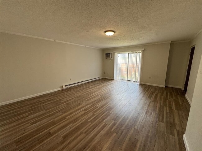 Photo - 1186 Worcester Rd Unidad 231