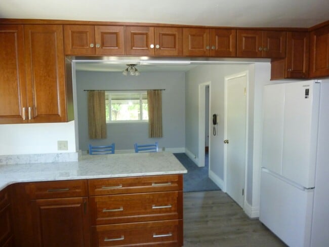 Photo - 2939 Newton St