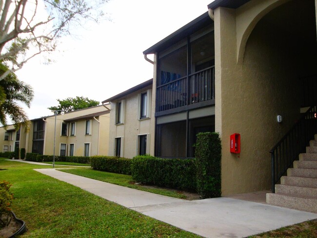 Photo - 723 Sunny Pine Way Unidad G1 Rental