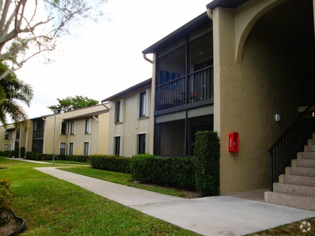 Building Photo - 723 Sunny Pine Way Unit G1 Rental