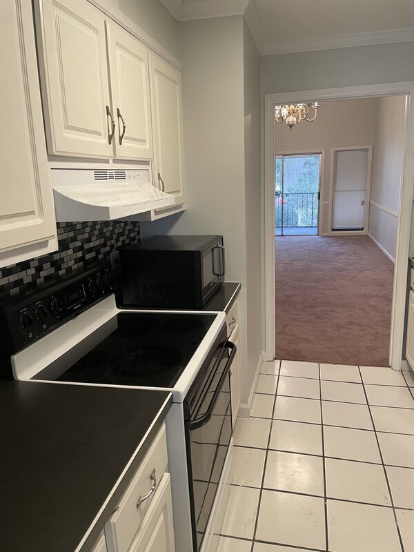 Photo - 1208 Bush River Rd Unidad B10